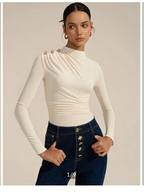 Commense Ruched Shoulder-Decor Long Sleeve Bodysuit